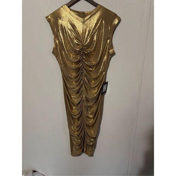 Brand New Norma Kamali Sleeveless V Neck Shirred Front Knee Length Gold Dress L - Picture 1 of 8